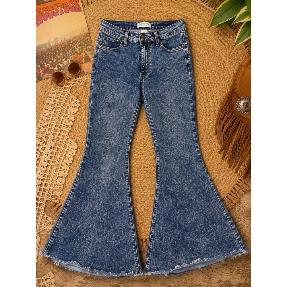 Judy Blue Memphis Hi Waist Bell Bottom Jeans 9/29 Acid Wash Raw Hem USA Boho Y2K